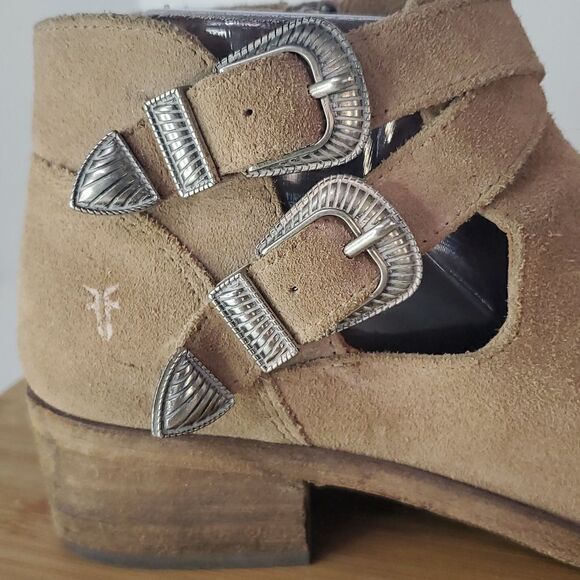 Frye Women's Ray Western Shootie Beige Ankle Booties Size 6M - Picture 2 of 14